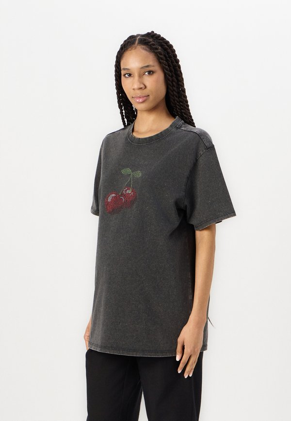 OLMWENDY OVERSIZE TEE - Print T-shirt