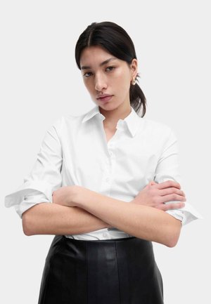 Marks & Spencer Cotton Rich FITTED WORKSHIRT - Chemisier - white