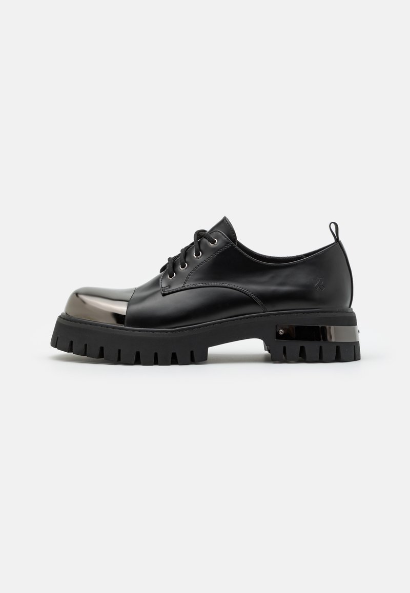Koi Footwear SHELOB MENS METAL TOE LACE UP SHOES - Sapatos de atacadores - black