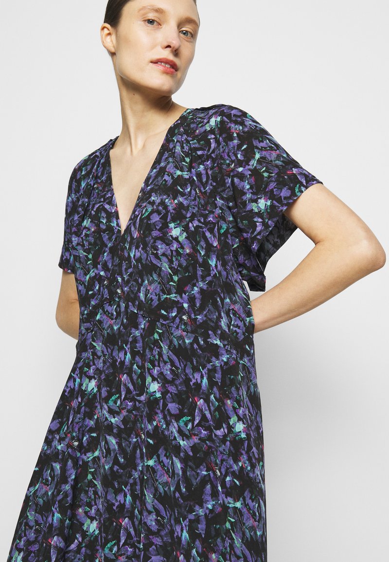 Damen Bekleidung | Iro BAGO DRESS Freizeitkleid black/multicolored/schwarz - OU93517 Damen Bekleidung | Iro BAGO DRESS Freizeitkleid black/multicolored/schwarz - OU93517