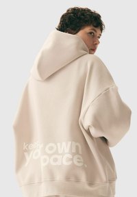 Kubota - Bluza z kapturem