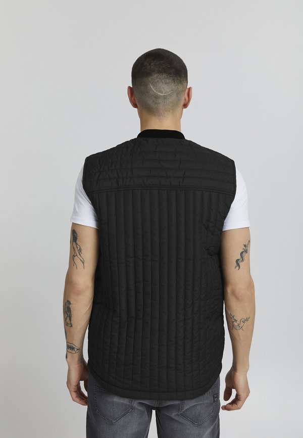 PRARNE - Waistcoat3
