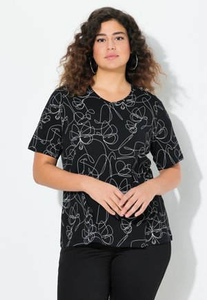 - T-shirt z nadrukiem
