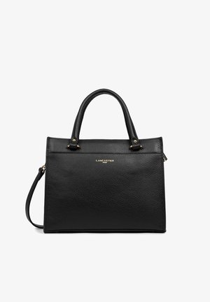 Sac à main en cuir noir avec une forme structurée, surface texturée, doubles poignées et une bandoulière amovible. Présente des accents de logo en or.