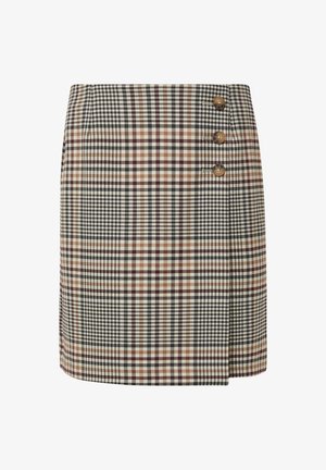 Spódnica w kratę w odcieniach beżu, brązu i czerni z fasonem kopertowym oraz trzema jasnobrązowymi guzikami ozdabiającymi przód. Teksturowany materiał o różnych wzorach.