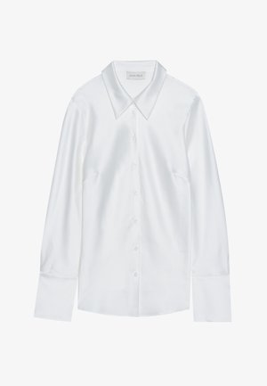 Valge pika varrukaga särk klassikalise kraega, millel on nööpidega esikülg ja sile tekstuur, valmistatud kergest kangast, millel on õrn sära.