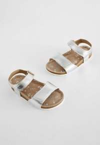 Next WIDE FIT  - Lauflernschuh - silver