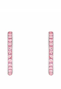 Pendientes de cristal rosa montados en metal plateado, con un diseño lineal vertical que presenta múltiples piedras en corte redondo rosa dispuestas en una fila.