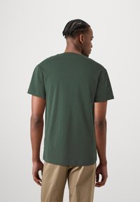Samsøe Samsøe KRONOS  - T-shirt basique - darkest spruce