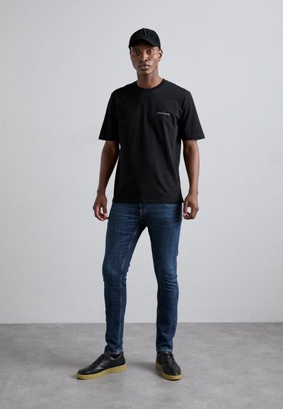 Tiger of Sweden PRO - Pamata T-krekls - black