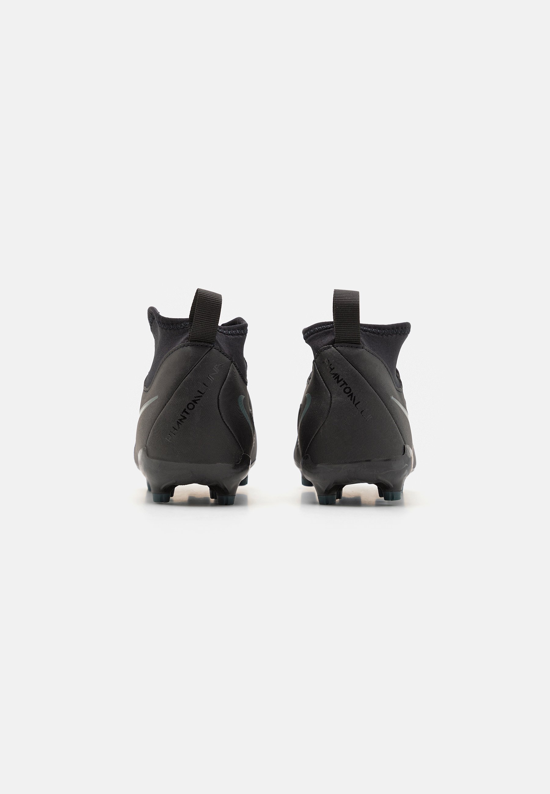 phantom vision all black