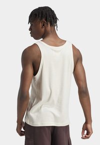 adidas Originals ESS TANK - Topper - white