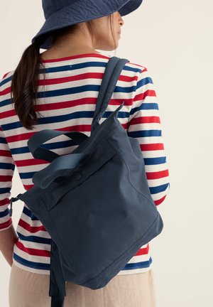 Seasalt Cornwall, SEASALT CORNWALL PORTHLYNN WATERPROOF BACKPACK - Σακίδιο πλάτης - navy - squid ink
