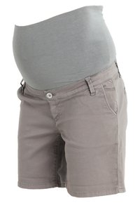 Shorts de maternité gris clair avec une ceinture douce et extensible conçue pour couvrir et soutenir le ventre de grossesse.