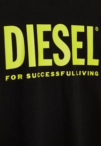Diesel JUST LOGO UNISEX - Triko s potiskem - black bright yellow