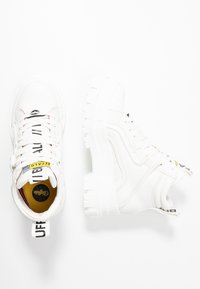 Thumbnail Image 8