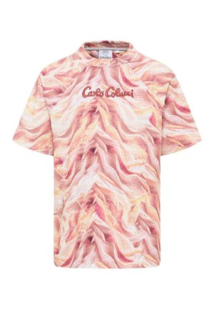 Short-sleeve T-shirt features a wavy, textured pattern in shades of pink with "Carlo Colucci" embroidered in red across the chest.