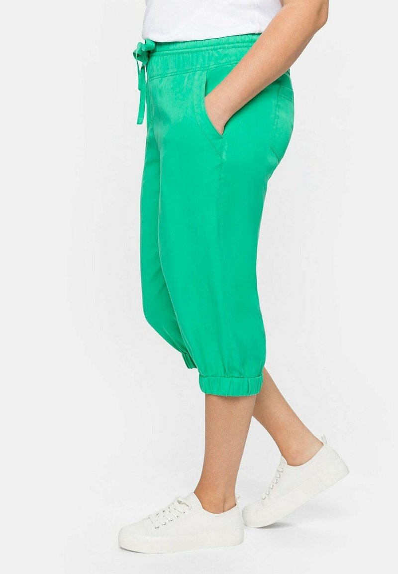 Damen Kleider | Sheego Jogginghose blattgrün/grün - TB65761 Damen Kleider | Sheego Jogginghose blattgrün/grün - TB65761
