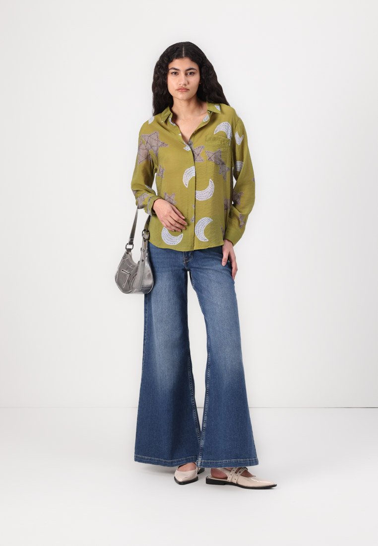 売れ筋商品|||パルフォイス シャツ レディース トップス SHIRT LENNON  - Button-down blouse - lime PARFOIS SHIRT LENNON - Button-down blouse - lime/green - Zalando