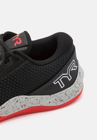 TYR CXT2 - Sportovní boty - black/red