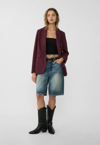 Stradivarius REGULAR FIT - Kratki kaputi - bordeaux