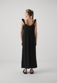 Pieces PCADELIA ANKLE DRESS - Maksikleit - black/cloud dancer