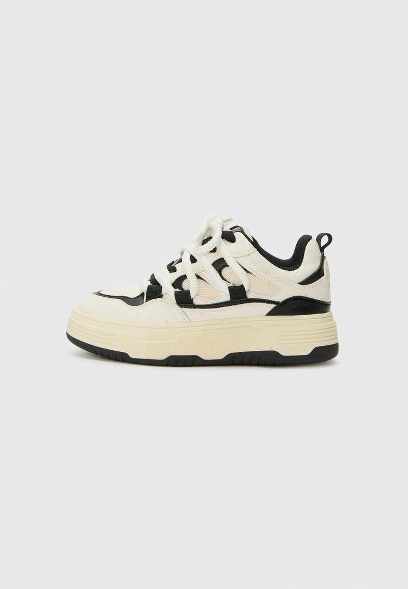 Steve Madden BOOMER - Joggesko - black/white