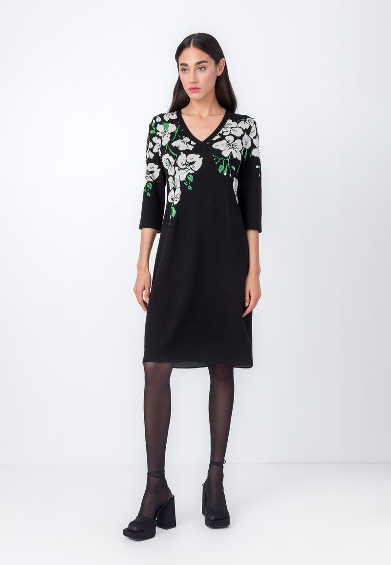 Ivko Gebreide jurk zwart Ivko Gebreide jurk zwart