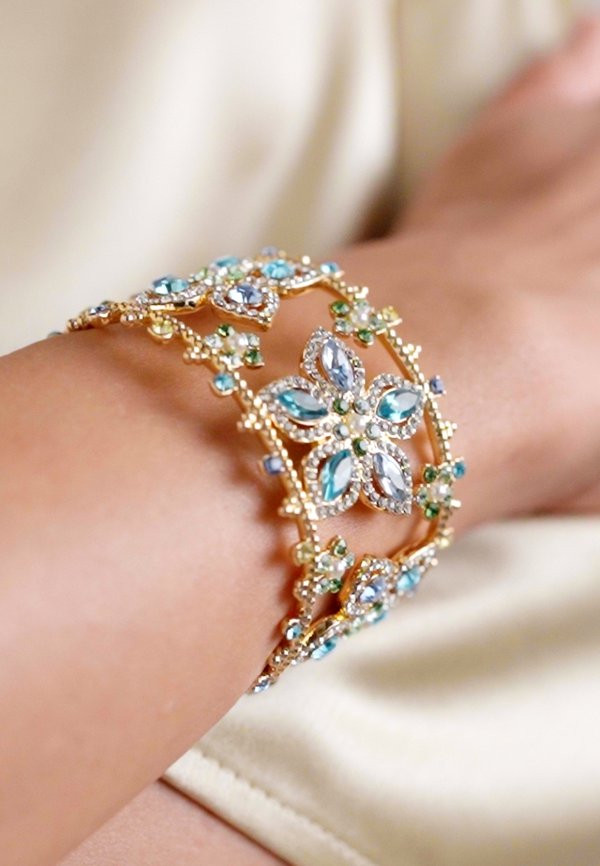 DRAMA FLORAL CUFF - Bracelet3