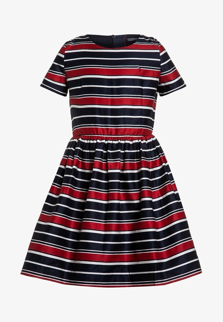 Robe courte enfant à manches courtes avec rayures horizontales rouges, noires et blanches et taille froncée.