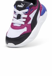 Puma X-RAY SPEED AC SNEAKERS - Obuća za bebe - white black mauved out magenta gleam