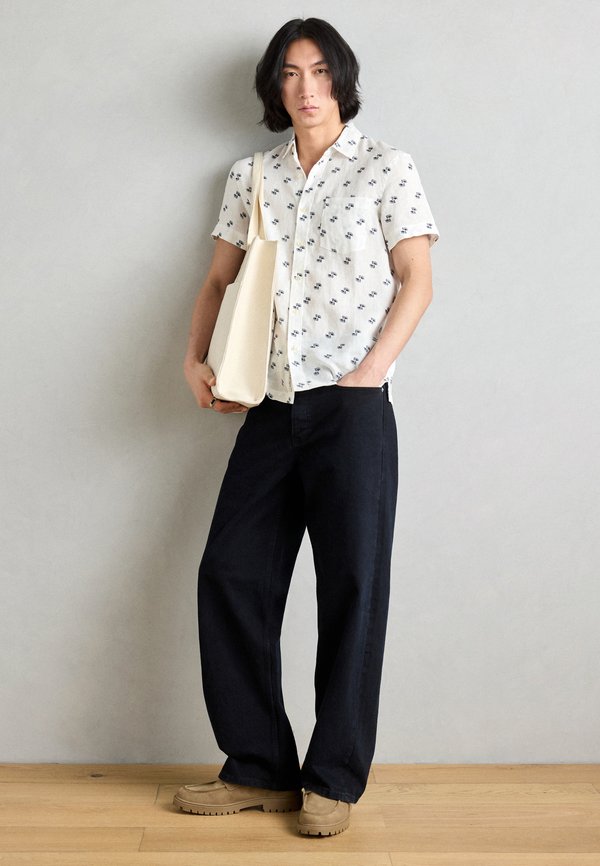 REGULAR FIT ALL OVER PRINTED SHIRT - Shirt4