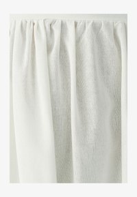 Unausgewählt, off white