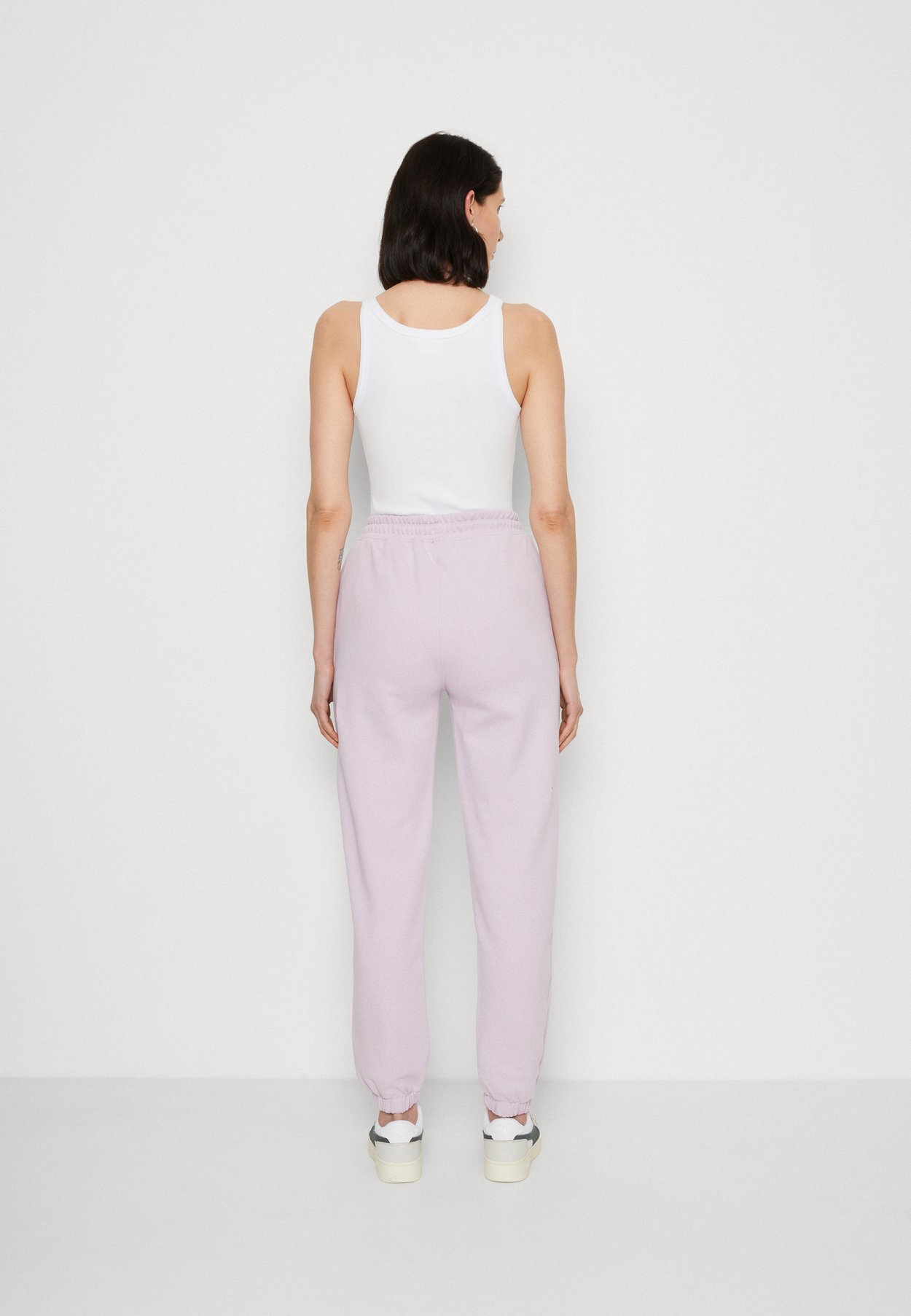 ICON ESSENTIAL PANTS