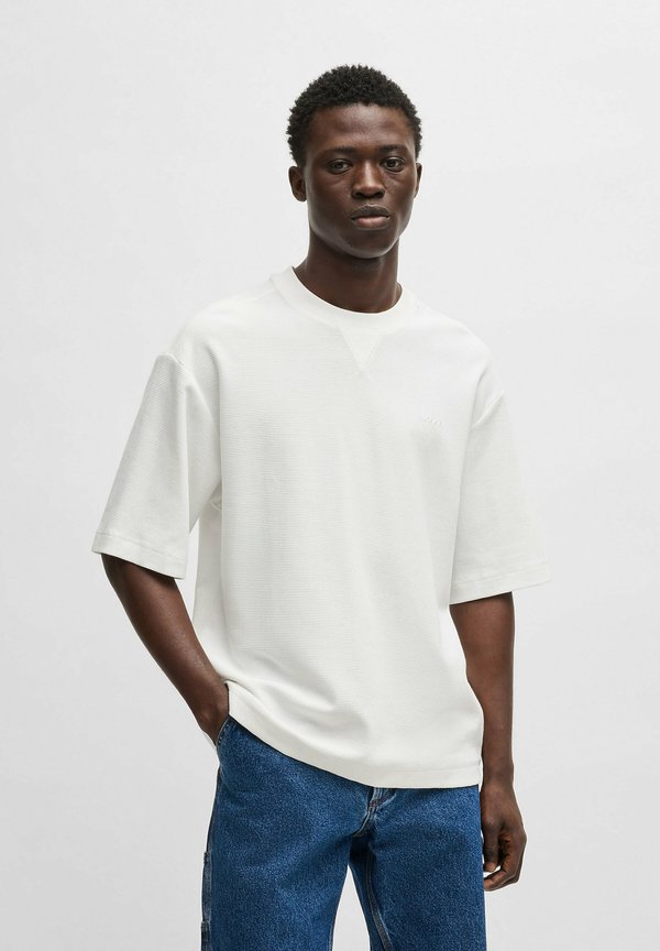 Basic T-shirt - natural six