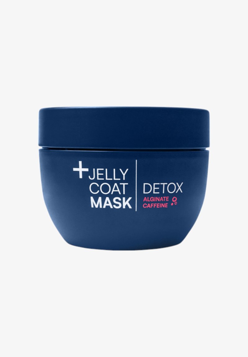Vaso blu navy con etichetta bianca e rosa. Il testo riporta "Maschera Detox Jelly Coat" e ingredienti "Algina" e "Caffeina". Finitura liscia.