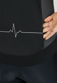 ELITE LAB Liivi - black