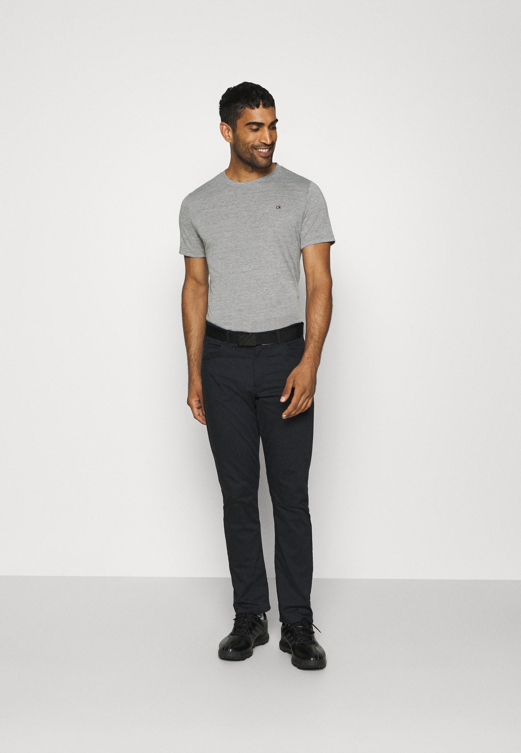 calvin klein men's black t shirt