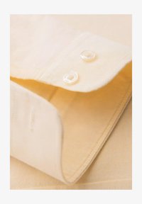 Ikke valgt, light yellow