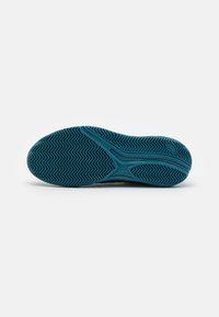 ASICS GEL CHALLENGER - Māla virsmas laukuma tenisa apavi - restful teal/safety yellow