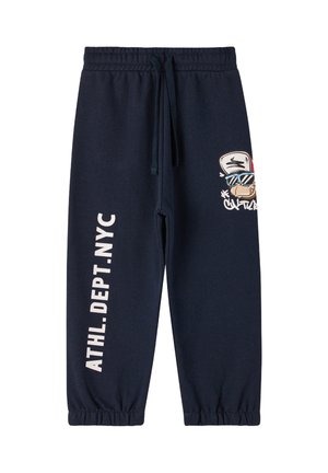 - Spodnie treningowe