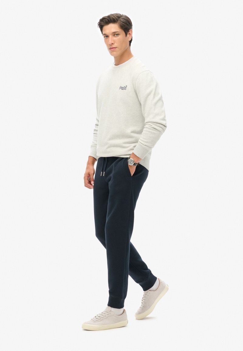 Superdry & Co ESSENTIAL LOGO JOGGERS - Trainingsbroek - eclipse navy