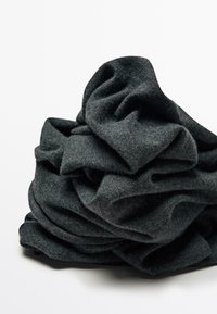Unselected, grey