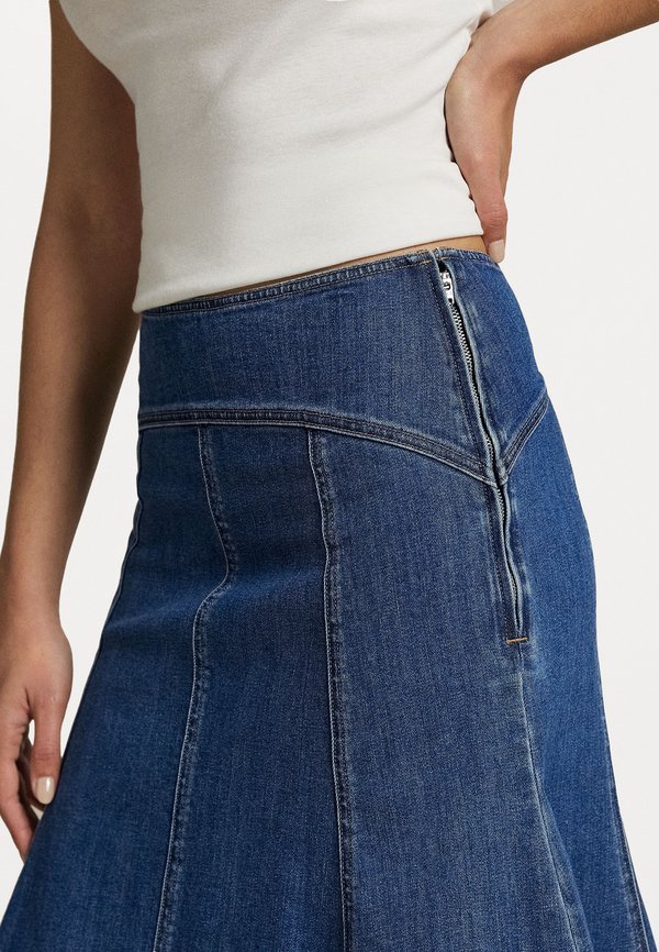 PANELED DENIM A-LINE SKIRT - Denim skirt - bostwich wash3