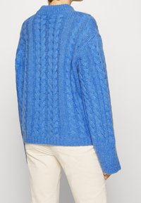 InWear Stickad tröja - blue