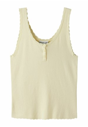 Haut sans manches en maille côtelée couleur crème avec bords festonnés et patte de boutonnage à trois boutons au niveau de l'encolure.