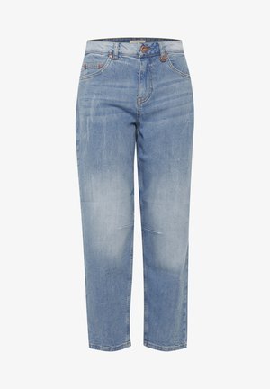 Lyseblå denimjeans med en afslappet pasform, fem-lomme design og brune knapdetaljer. Har slidte områder og subtil tekstur.