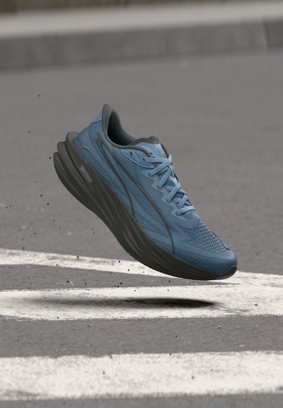Puma DEVIATE PURE NITRO
