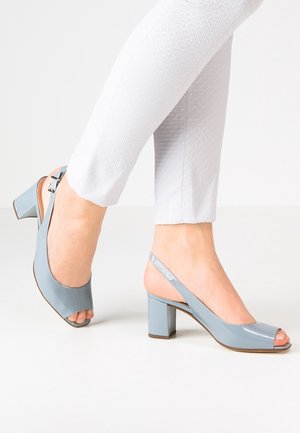 Peter Kaiser Sandały