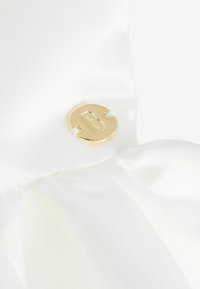 Baker by Ted Baker REGULAR FIT OCCASION - Koktélruha / Partiruha - white